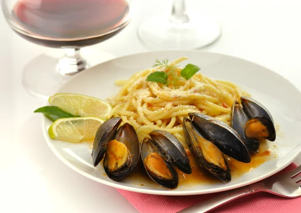 stock image Mussels with spaghetti