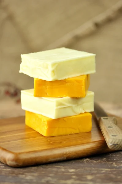 Une pile de fromage — Photo