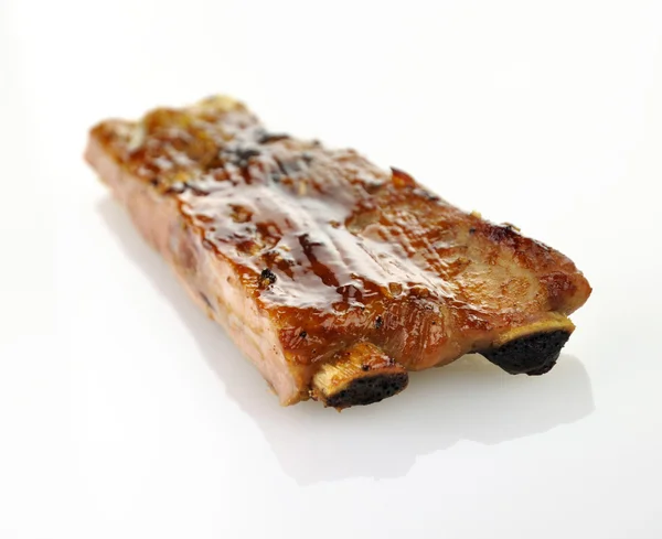 Свинячі ребра з соусом з барбекю — стокове фото