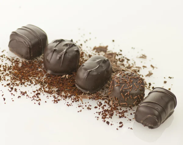 Ассортимент шоколадных конфет — стоковое фото