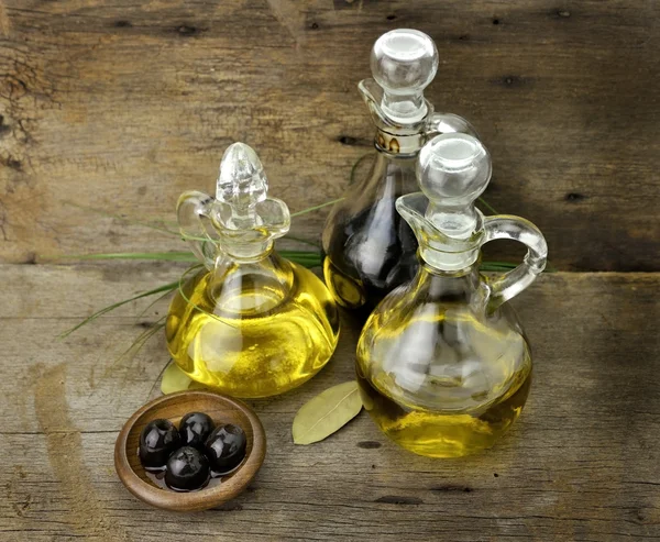 食用油と酢 — ストック写真