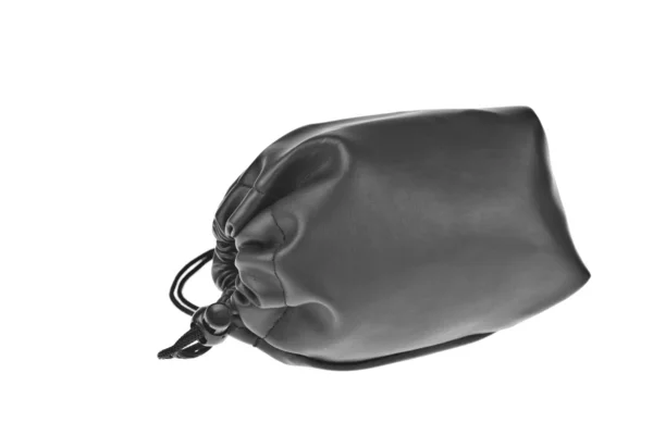 Saco, bolsa preta de couro isolado no fundo branco — Fotografia de Stock