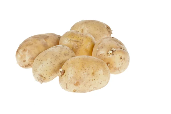 Свіжа картопля на білому тлі — стокове фото