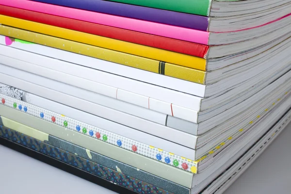 A stack of glossy magazines — Stock Photo, Image