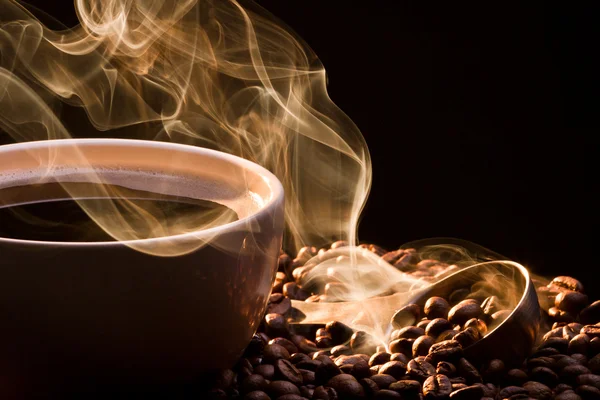 Altın duman ve kavrulmuş kahve — Stok fotoğraf