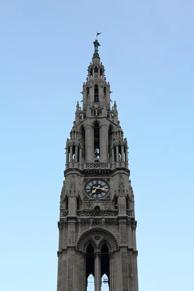Tower of Vienna's city hall — Stock Photo, Image