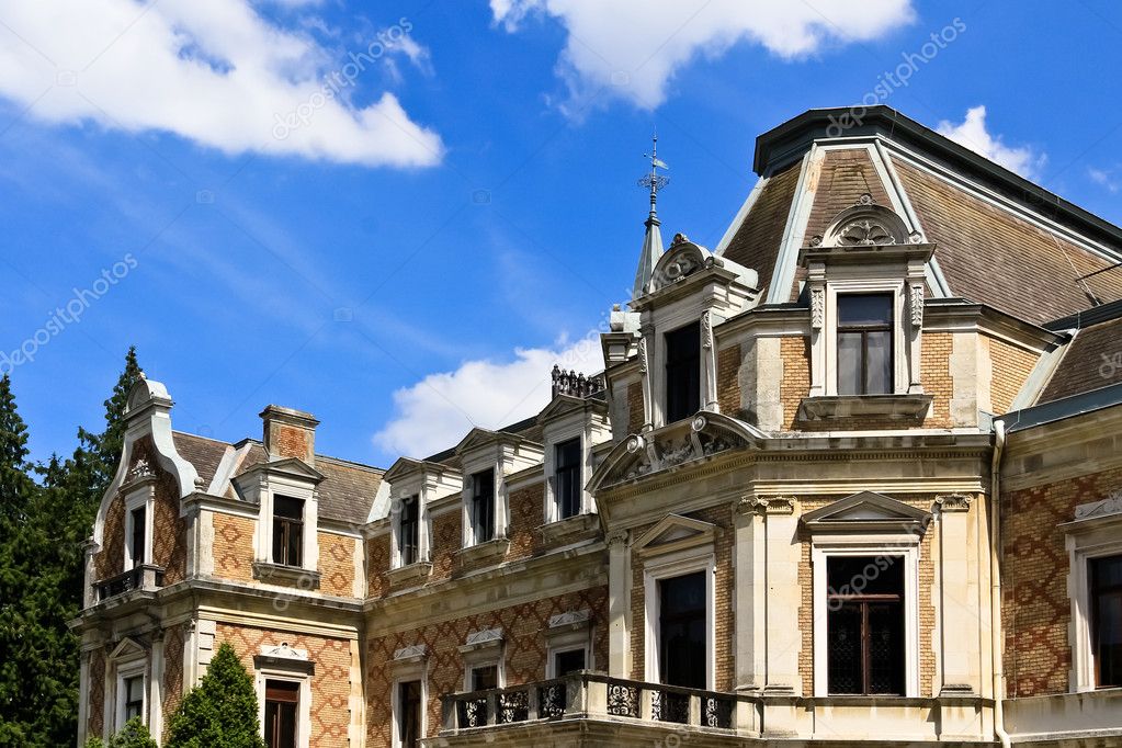 classic-mansion-stock-photo-kyrien-6768223