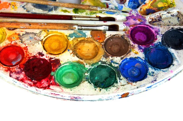 Voda barevný nátěr box a malování štětec — Stock fotografie
