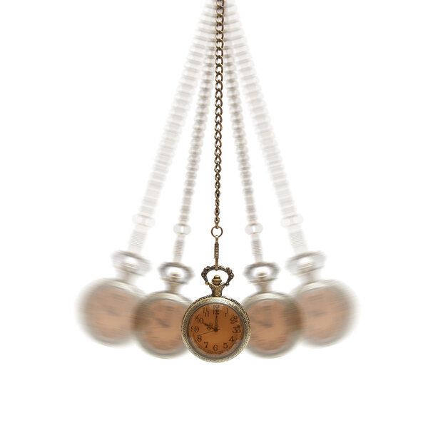 Гипнотизирующие часы
