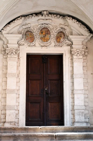 Castle doors — Stock Photo, Image