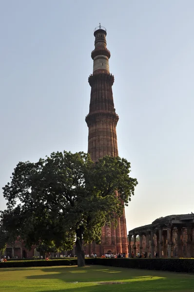 Wieży Qutub minar — Zdjęcie stockowe