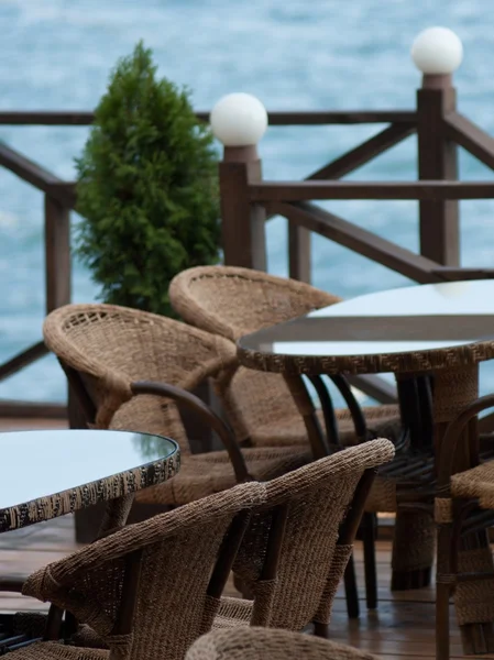 海のそばのカフェ — ストック写真