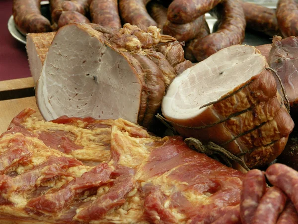 熏制的肉产品 — 图库照片