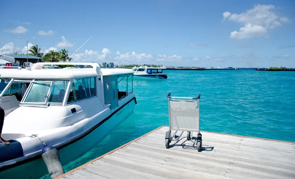 Malediwów łodzi motorowych — Zdjęcie stockowe