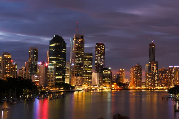 Město Brisbane v noci — Stock fotografie