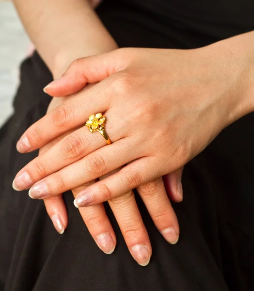 Όμορφο δαχτυλίδι αρραβώνων Royalty Free Εικόνες Αρχείου