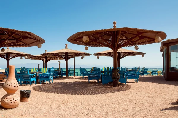 Traditional beach restaurant — Stock Photo, Image