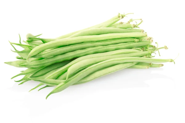 Zelené fazolky izolované na bílém — Stock fotografie