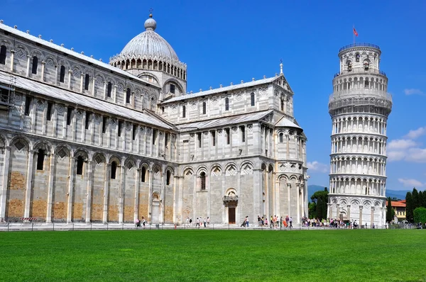 Leaning Tower of Pisa and Duomo , Italy — Stock Photo, Image