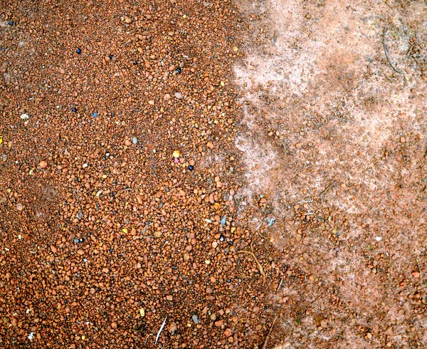 Mixed liuske & hiekkakivi maaperä — kuvapankkivalokuva