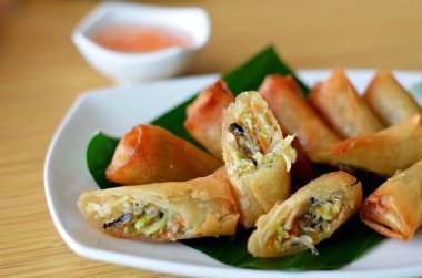 Spring rolls clipart