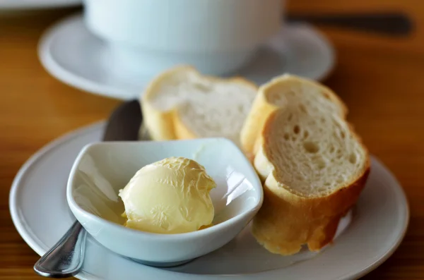 Peynir ve ekmek — Stok fotoğraf