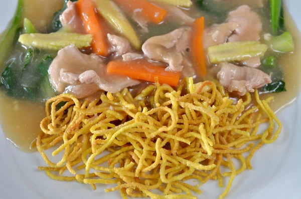 Comida tailandesa e chinesa — Fotografia de Stock
