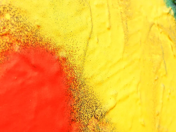 Red and yellow shot of urban art — Stock Photo, Image