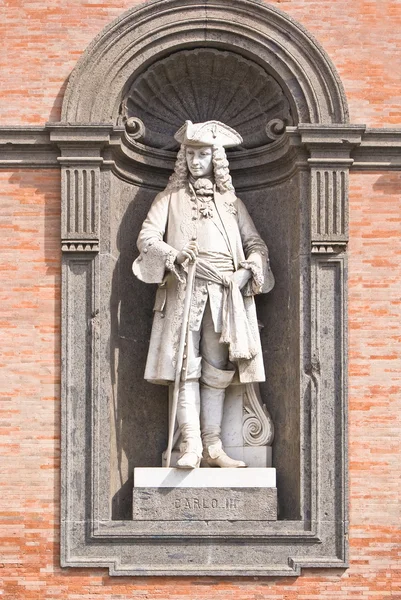 Estatua en Palacio Real, Nápoles, Italia — Foto de Stock
