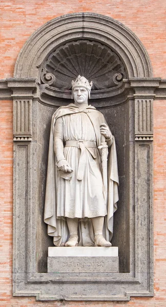 Standbeeld in Koninklijk Paleis, Napels, Italië — Stockfoto