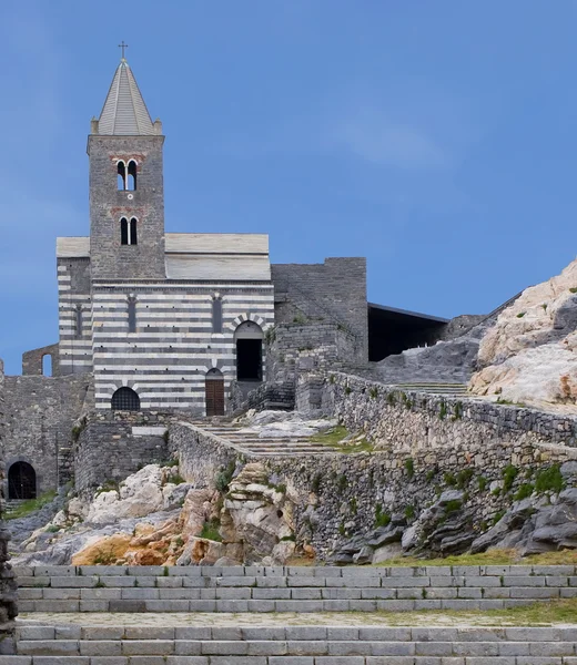 Portovenere katedralen, Italien — Stockfoto
