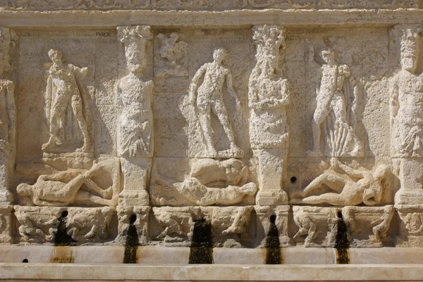 Греческий фонтан — стоковое фото