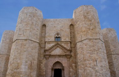 Castel del monte, İtalya