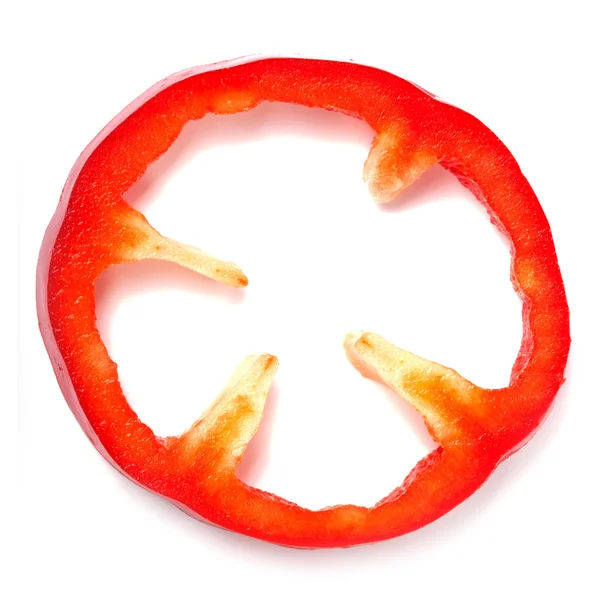 Tranche de poivron rouge sur fond blanc — Photo