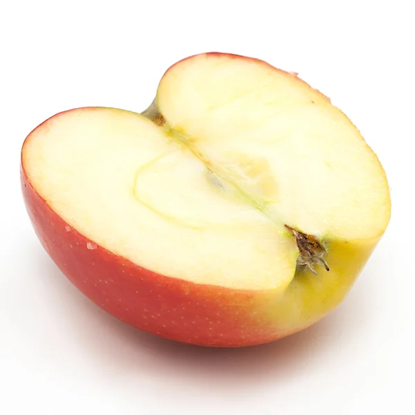 Manzana cortada a la mitad — Foto de Stock