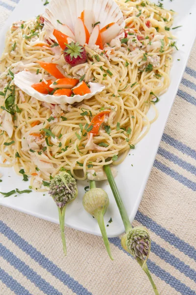 Спагетти с крабом — стоковое фото