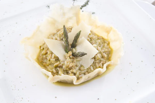 Risotto with asparagus — Stock Photo, Image