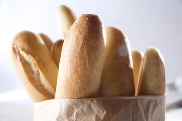 Теплый хлеб — стоковое фото