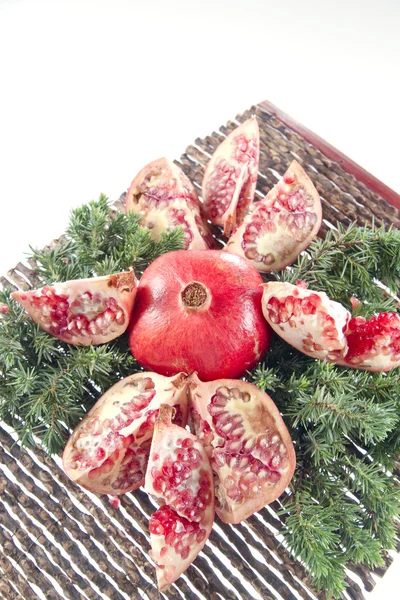 Juicy pomegranate open — Stock Photo, Image