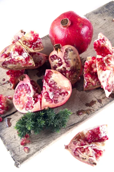 Sappige granaatappel open — Stockfoto