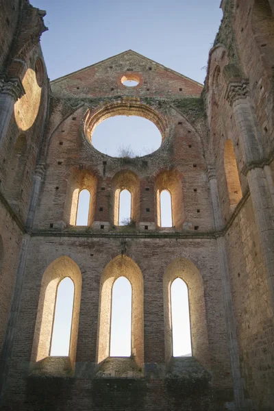Аббатство Сан-Галгано-Тоскана — стоковое фото