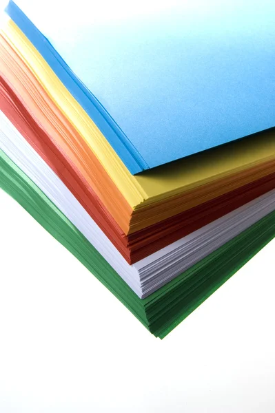 Renkli kağıt yığınını — Stok fotoğraf