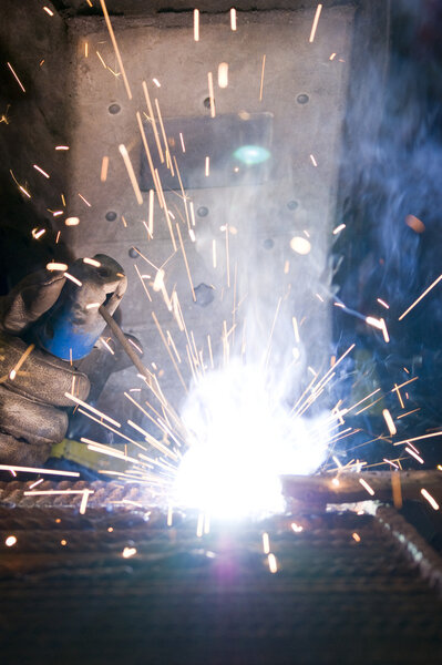 Joining metals by welding