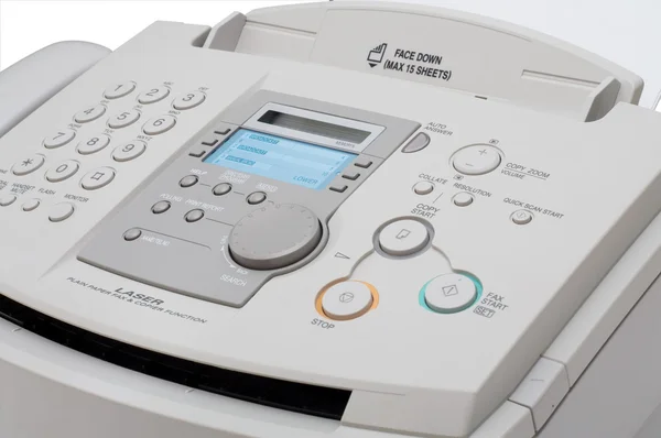 Faxový přístroj izolovaných na bílém pozadí — Stock fotografie