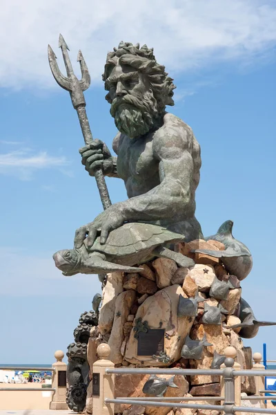Dev Kral Neptün heykel va Beach — Stok fotoğraf