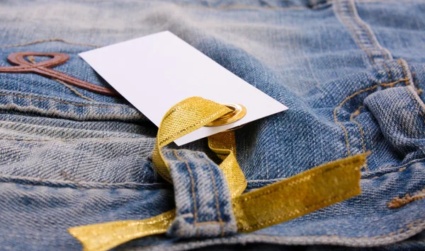 Etiketten på de blå jeans — Stockfoto