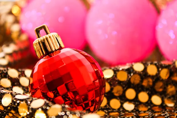 Bola de Natal em baubles fundo — Fotografia de Stock