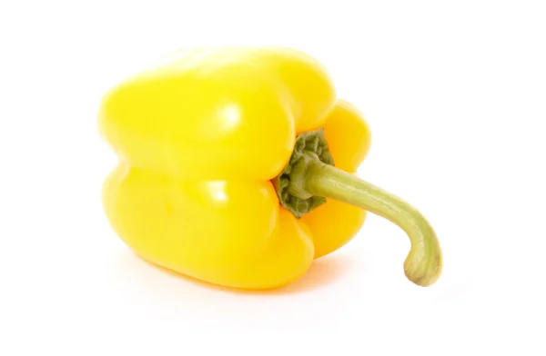 Gele peper geïsoleerd op wit — Stockfoto