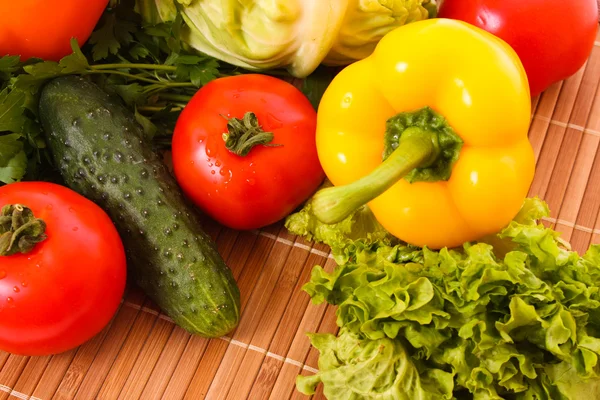 Pepper and few vegetables — Stock Photo, Image