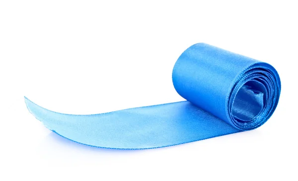 Rouleau textile bleu isolé sur blanc — Photo